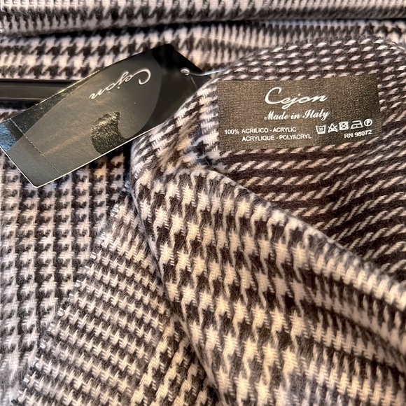 Cejon-Twisted Fringe-Cold Weather-Houndstooth Oblong Scarf-Made in Italy-NWT - Picture 5 of 5